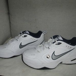 Nike Air Monarch IV ‑ Mens Shoes 415445102